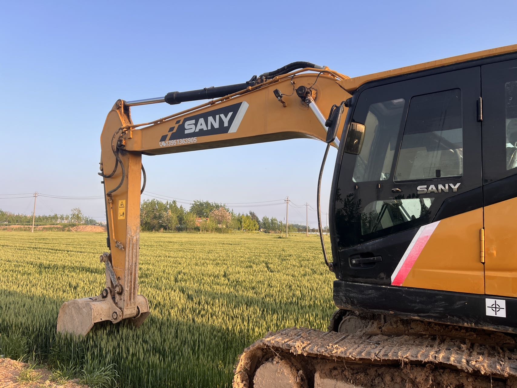 Buy Sany SY215C Used Excavator / 3