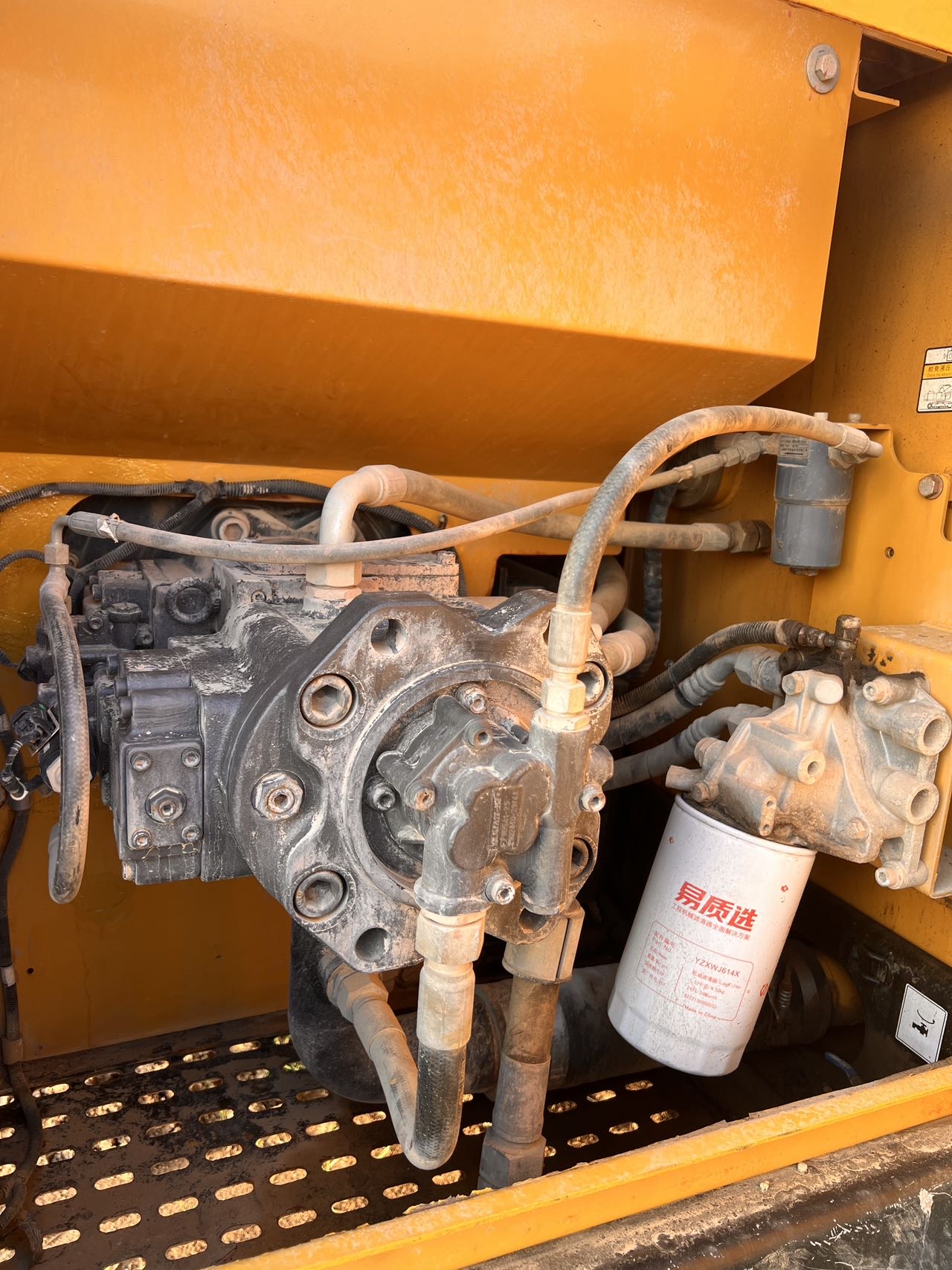 Buy Sany SY215C Used Excavator / 14