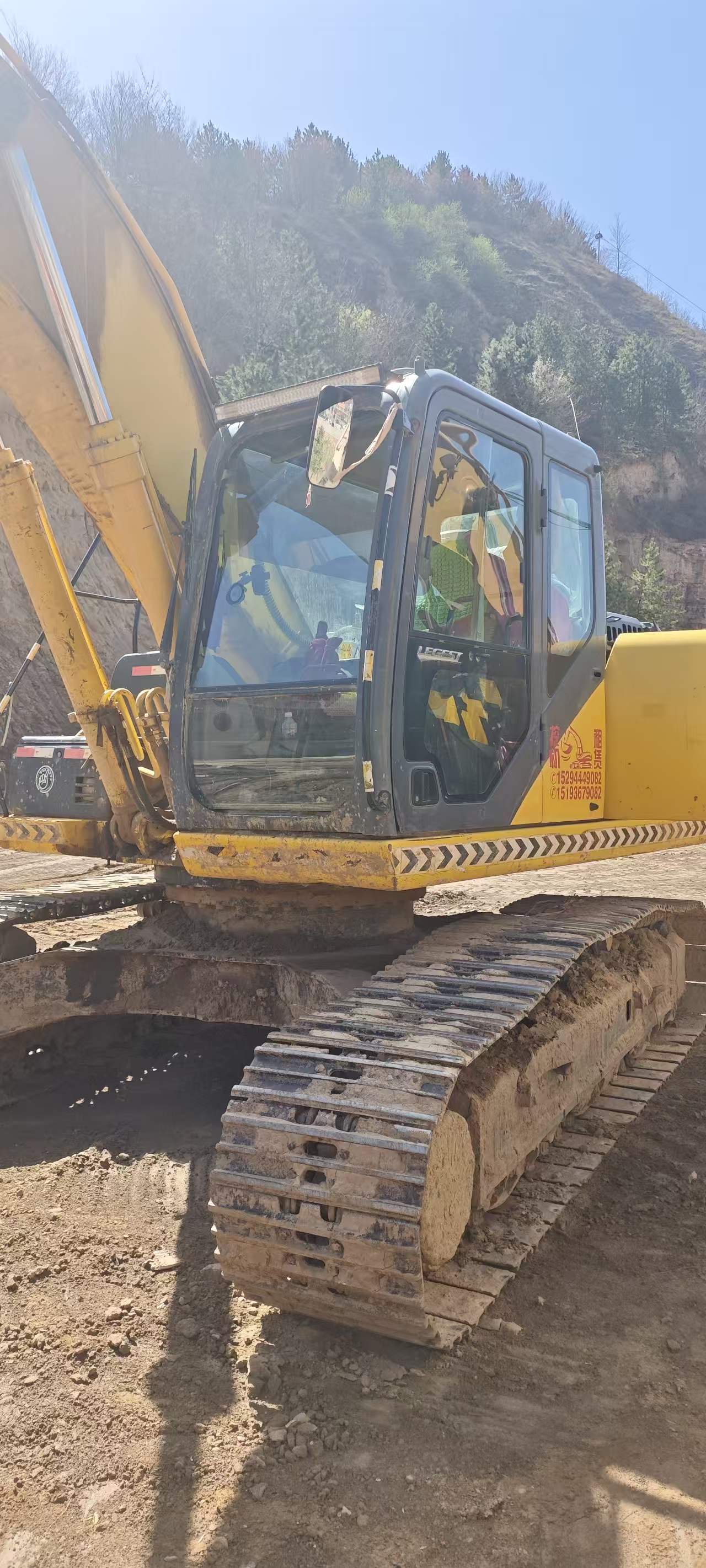 Buy Sumitomo 240-6 Used Excavator / 4