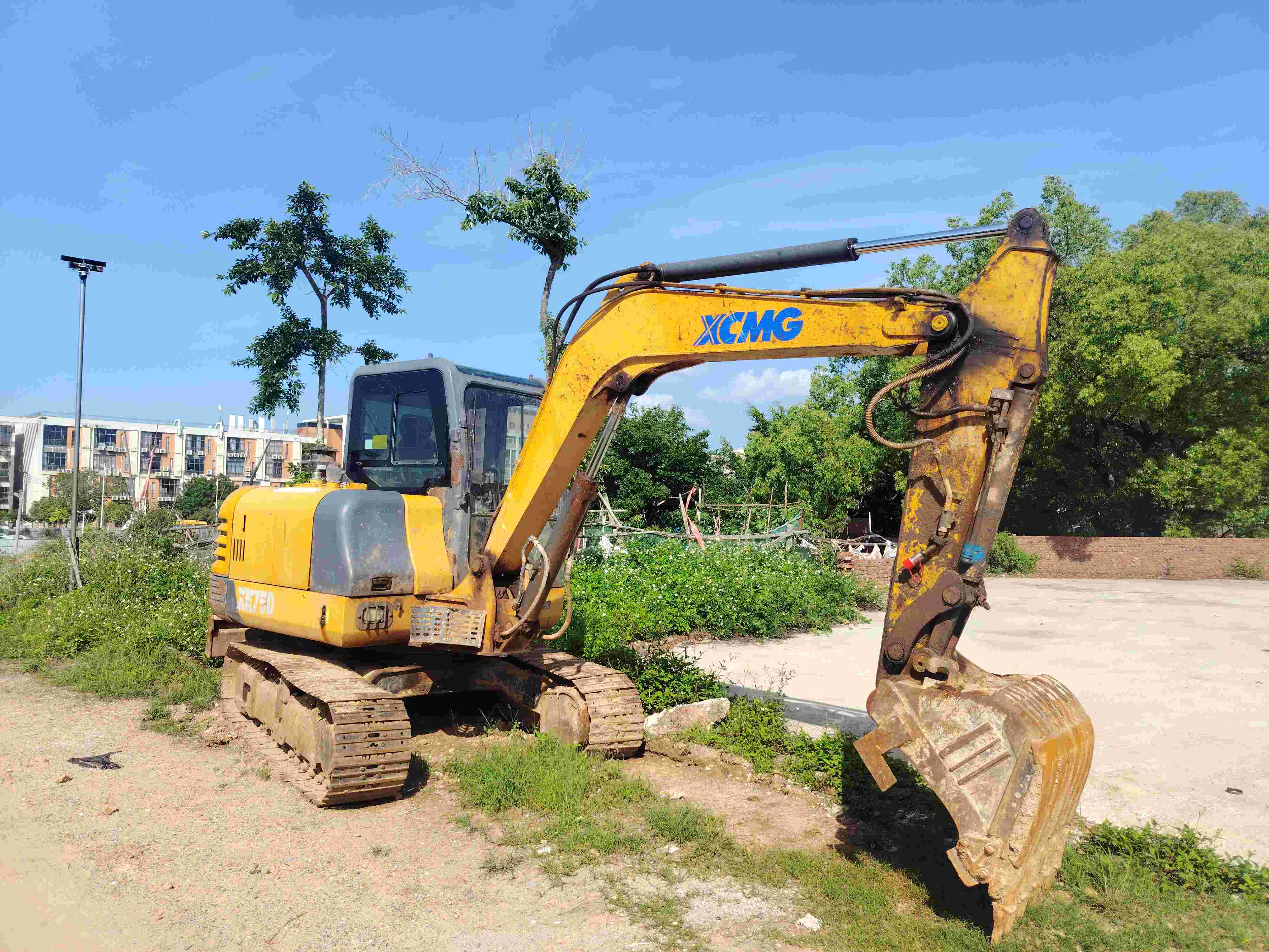 Buy XCMG XE60WA Used Excavator / 2