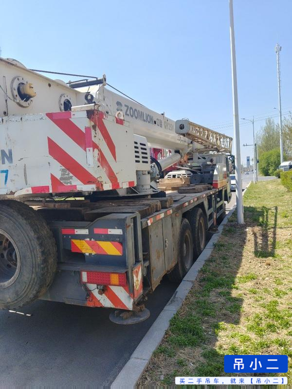 Buy Zoomlion QY25V542 Used Crane / 4