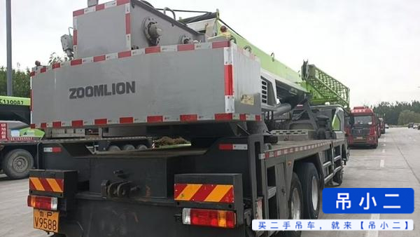 Buy Zoomlion ZTC251VE562 Used Crane / 4