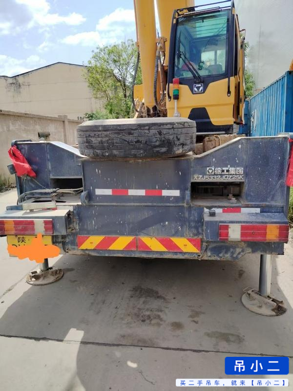 Buy XCMG QY25KC Used Crane / 2
