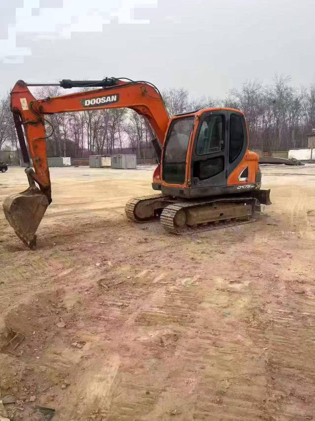 Buy Doosan 75-7 Used Excavator / 8
