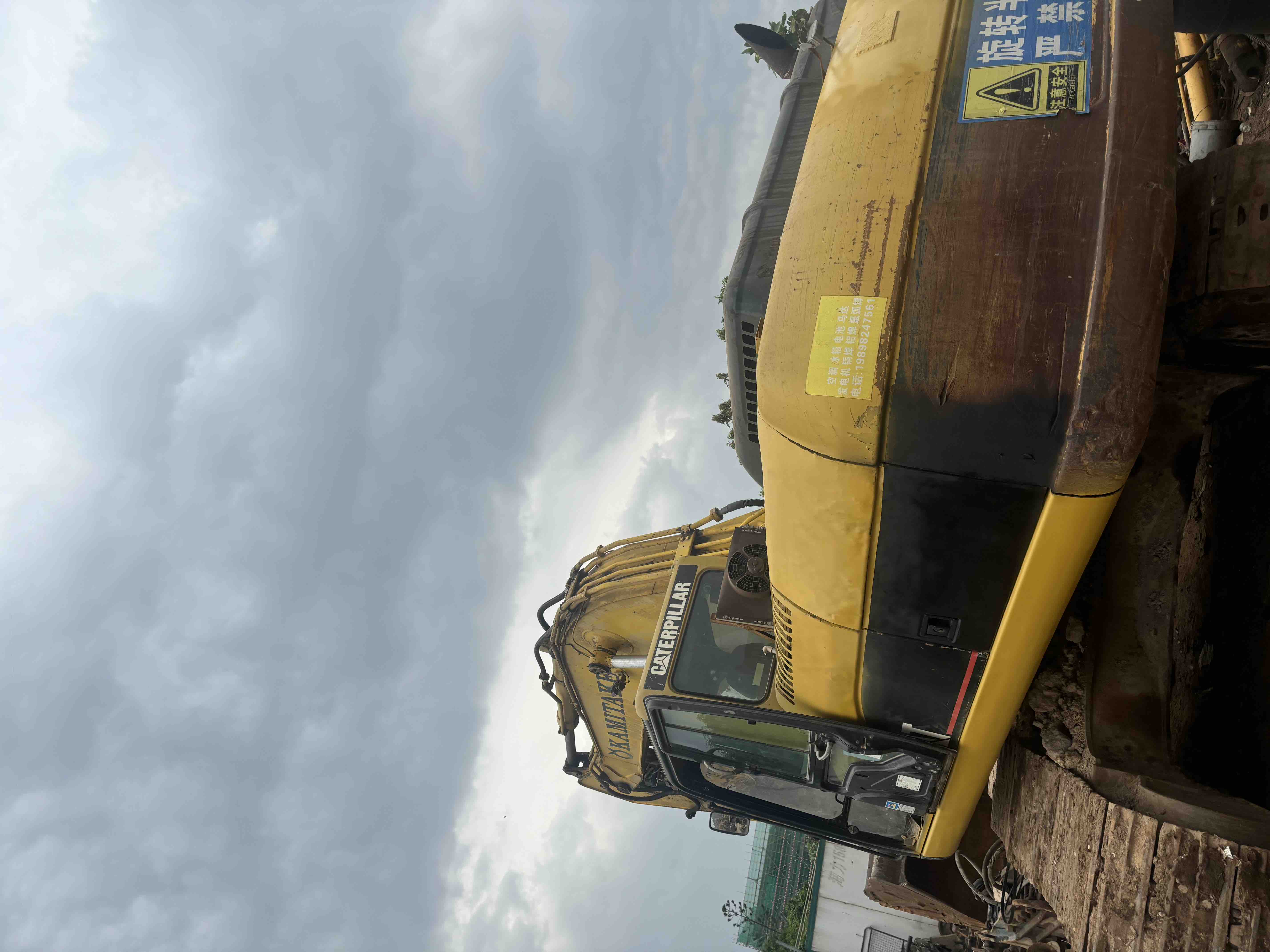 Buy Caterpillar 330D Used Excavator / 3