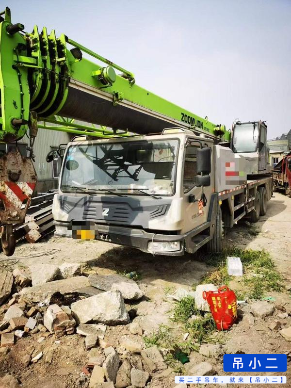 Buy Zoomlion 250E Used Crane / 3