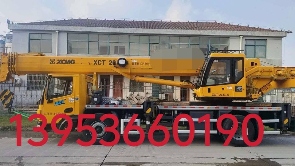 Buy XCMG XCT12L5-1 Used Crane / 2