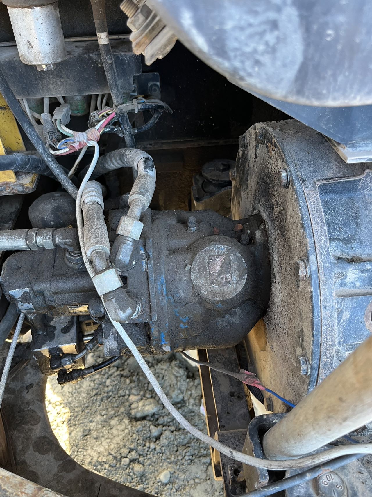 Buy Hyundai R60-7 Used Excavator / 3