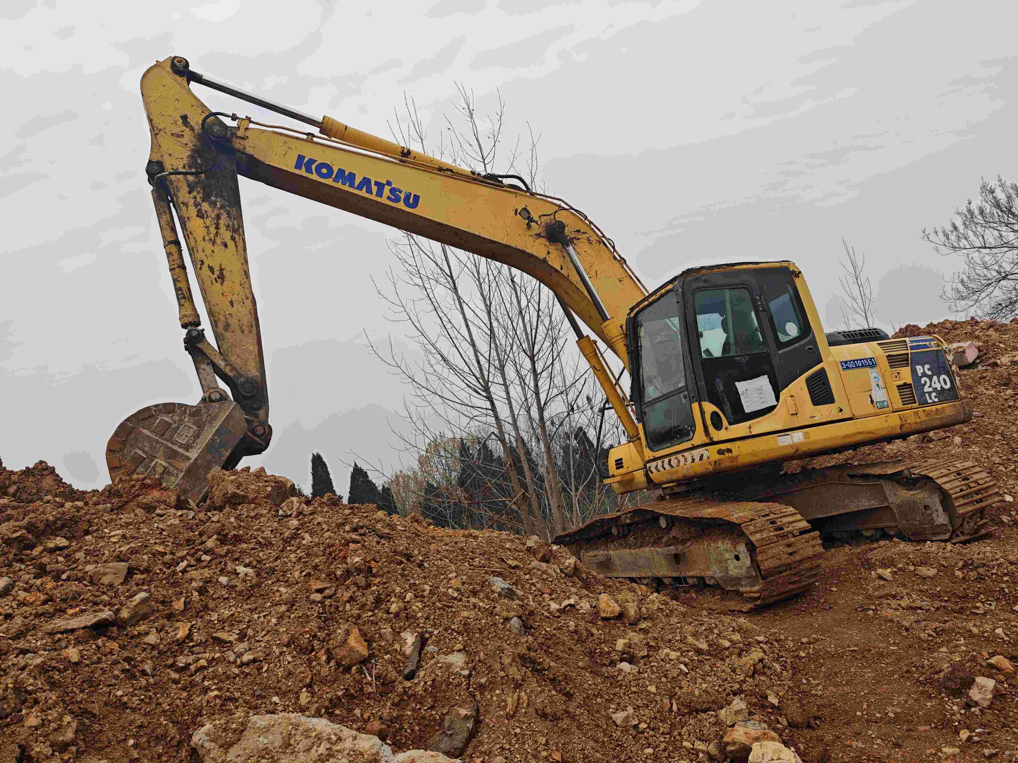 Buy Komatsu PC200-8N1 Used Excavator / 2
