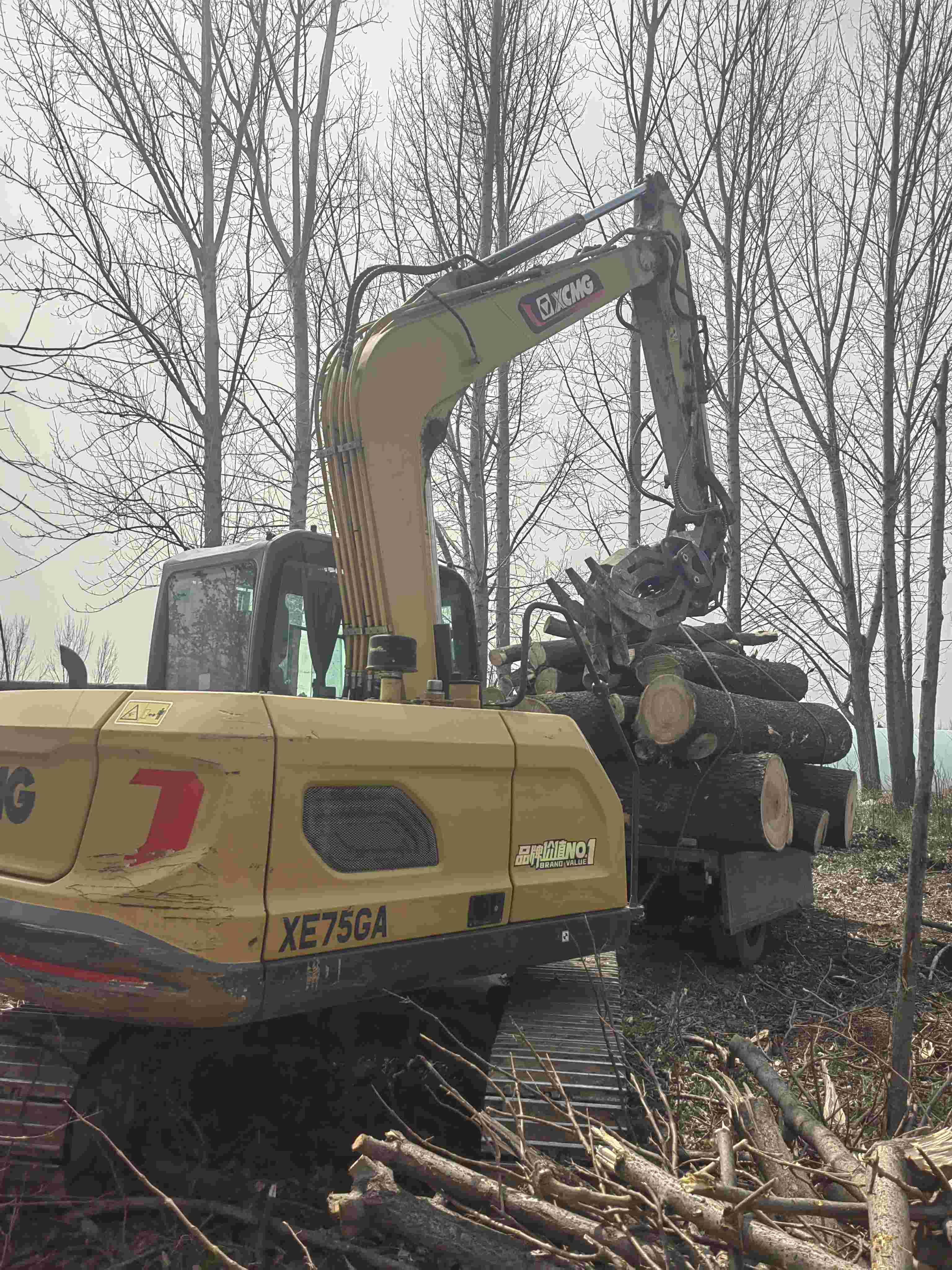 Buy XCMG XE75DA PLUS Used Excavator / 3