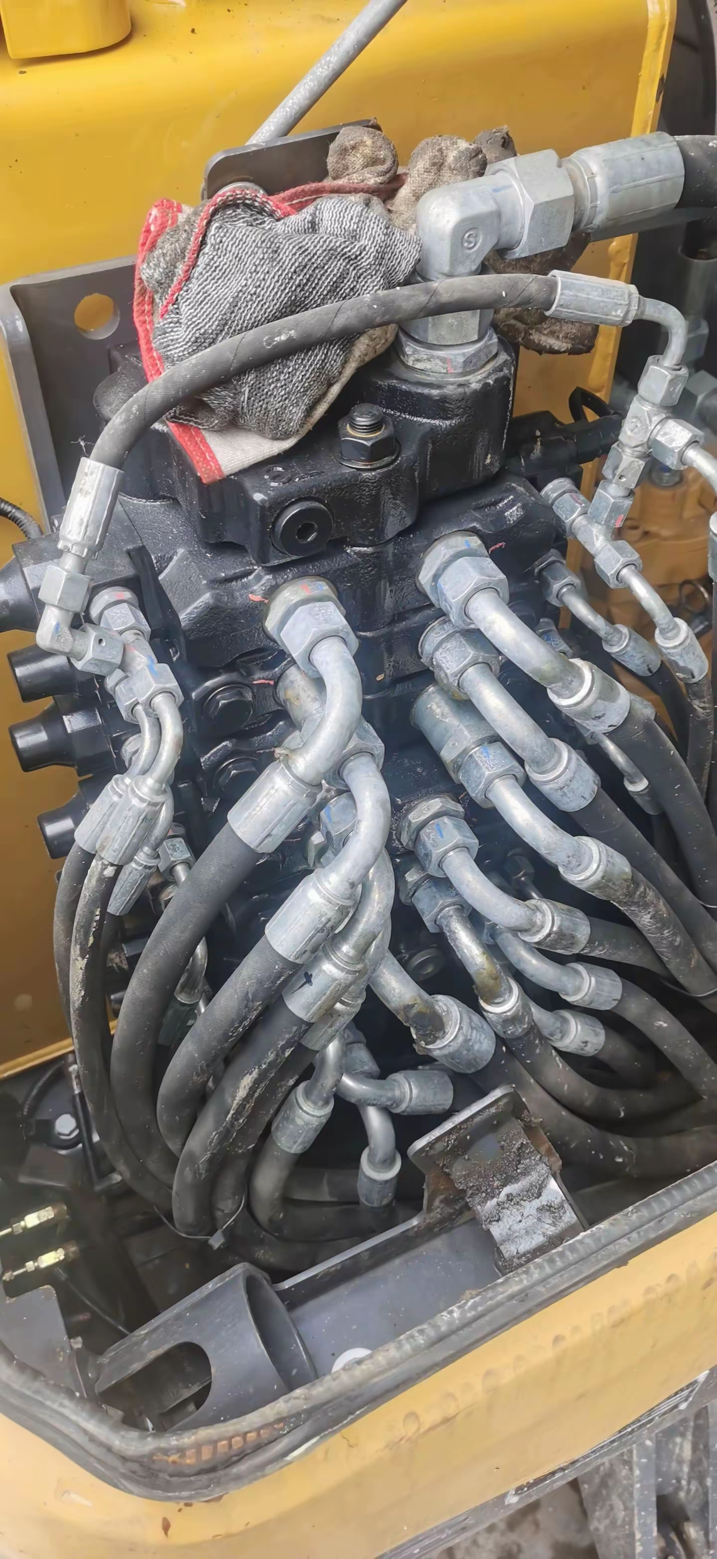 Buy XCMG XE55DA Used Excavator / 3