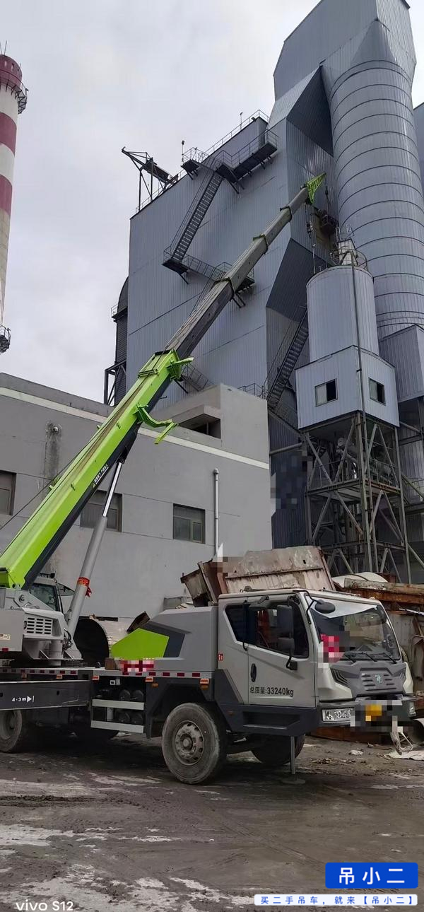 Buy Zoomlion ZTC252E-1 Used Crane / 2