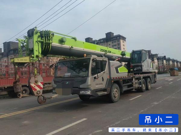 Buy Zoomlion ZTC251VE562 Used Crane
