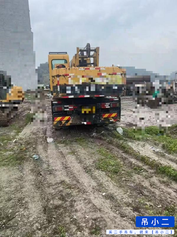 Buy XCMG QY20G Used Crane / 2