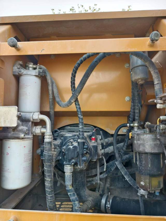 Buy Sany SY135C Used Excavator / 3