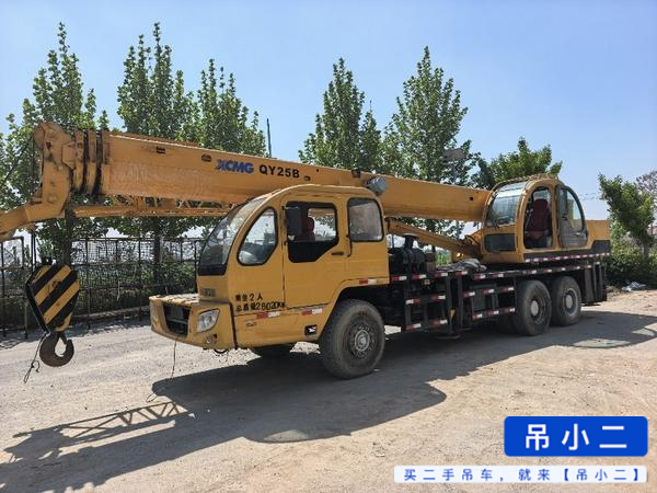 Buy XCMG 20B Used Crane / 2