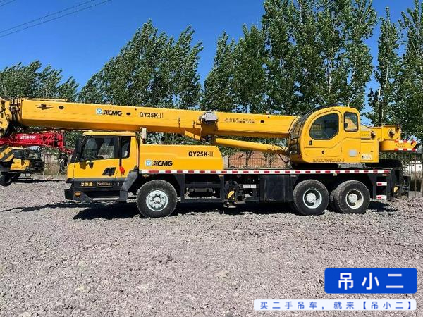 Buy XCMG 25K Used Crane / 3