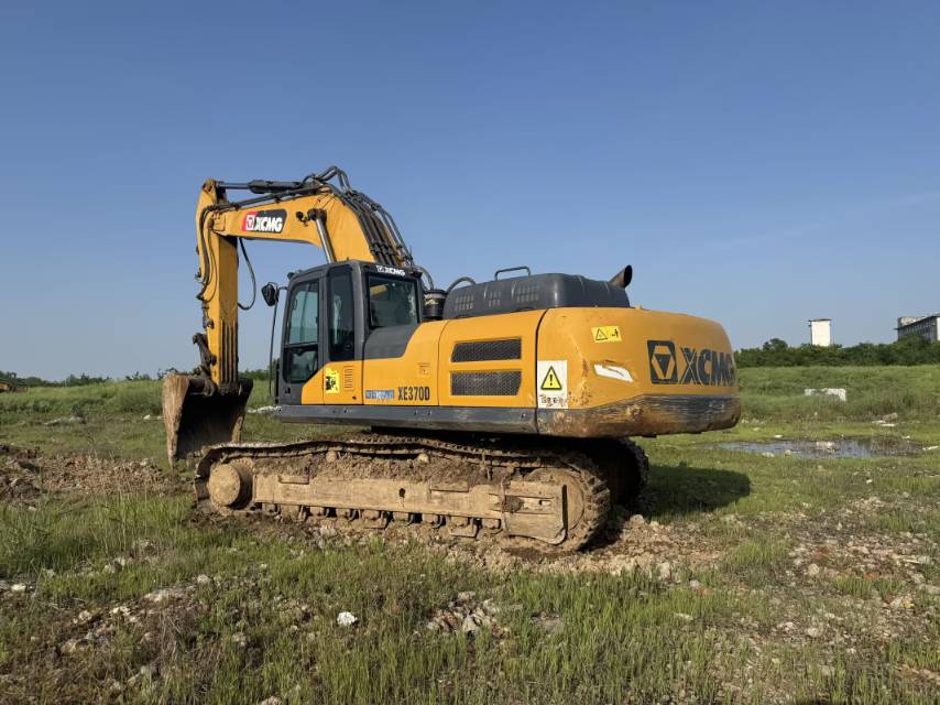 Buy XCMG XE370DK Used Excavator / 3