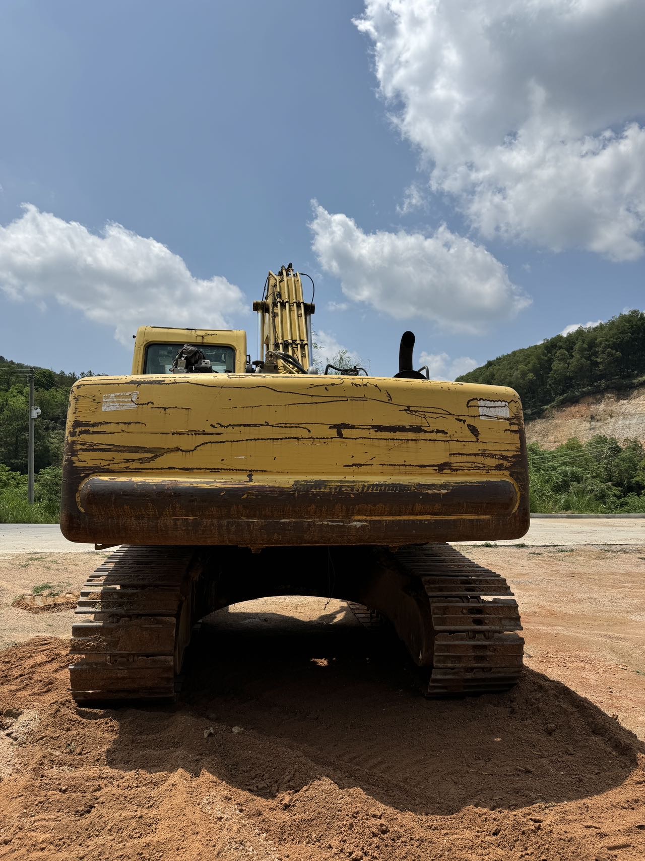 Buy Komatsu PC200-6E Used Excavator / 15