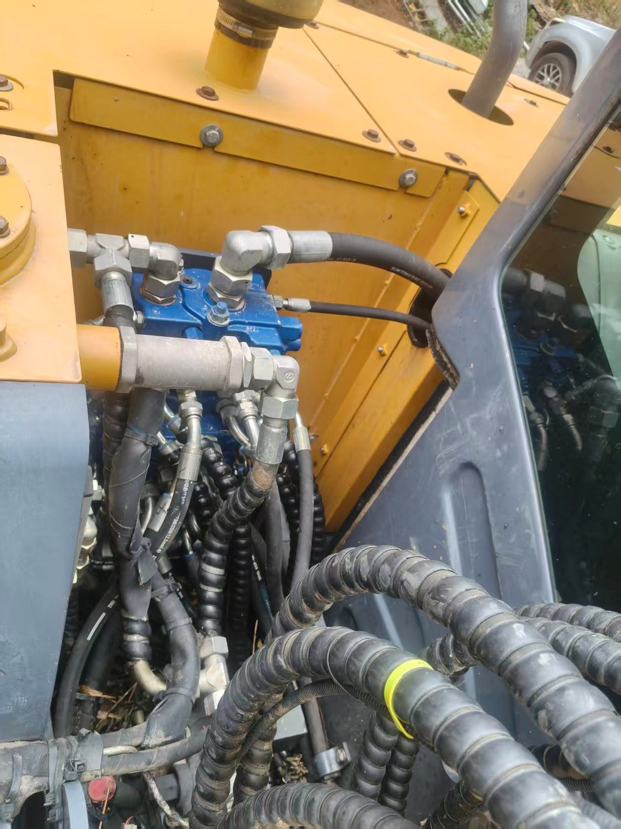 Buy XCMG XE75D PLUS Used Excavator / 3