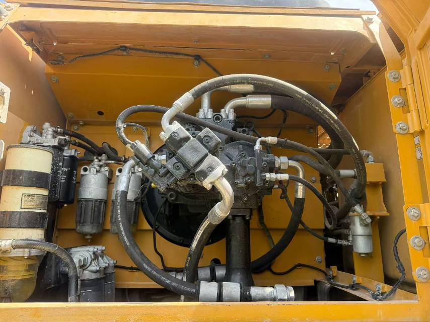 Buy Sany SY550HD Used Excavator / 7