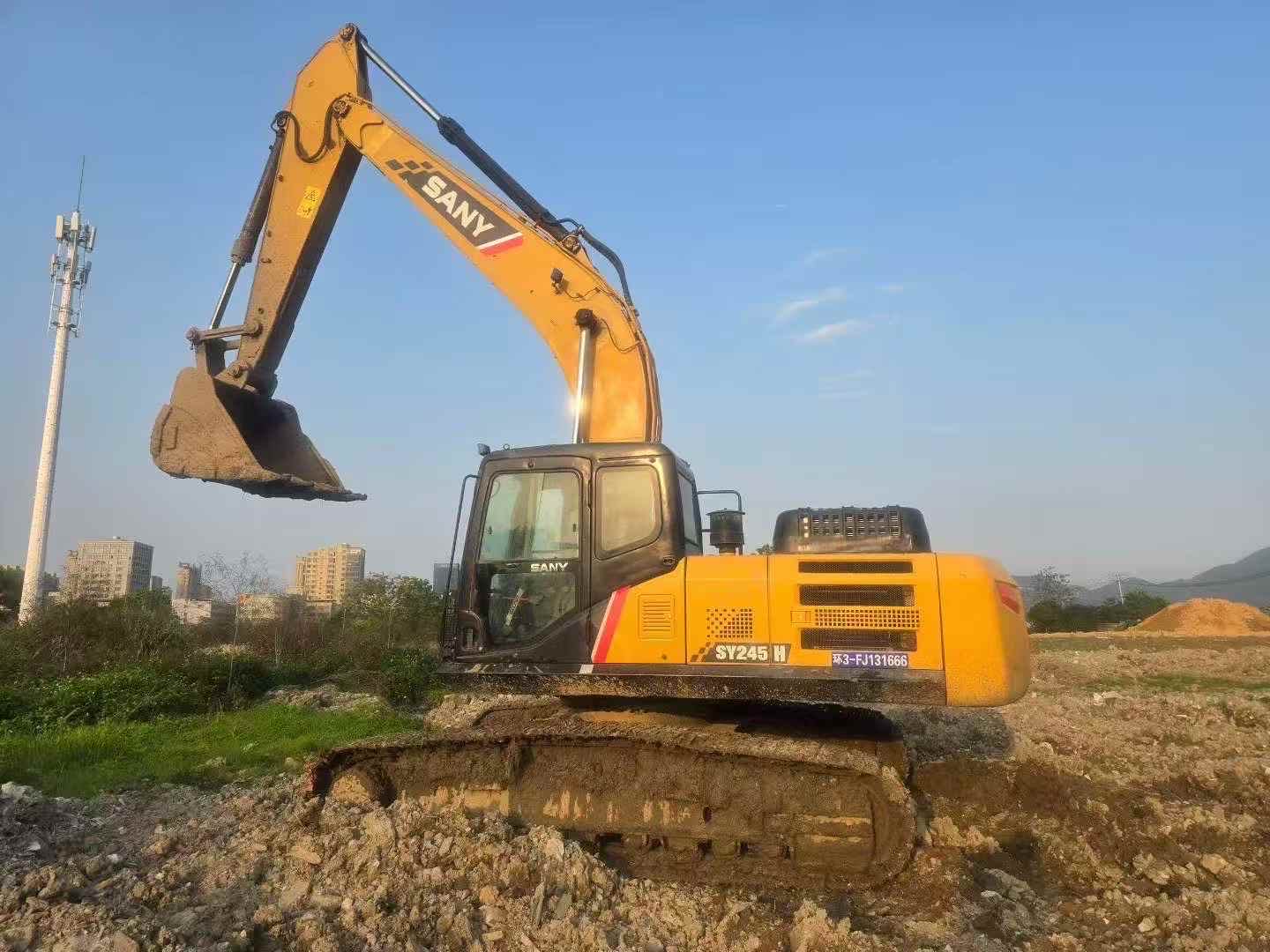 Buy Sany SY245H Used Excavator / 7