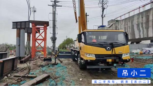 Buy XCMG 25K5A Used Crane / 2