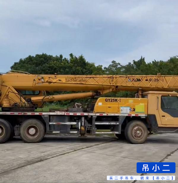Buy XCMG 25K Used Crane / 2