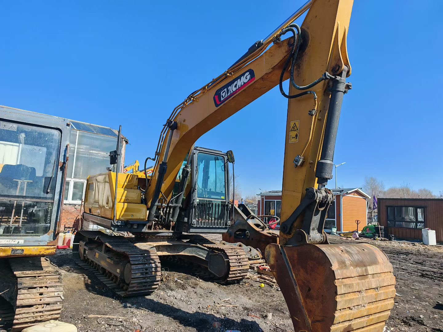 Buy XCMG XE135GA Used Excavator / 2