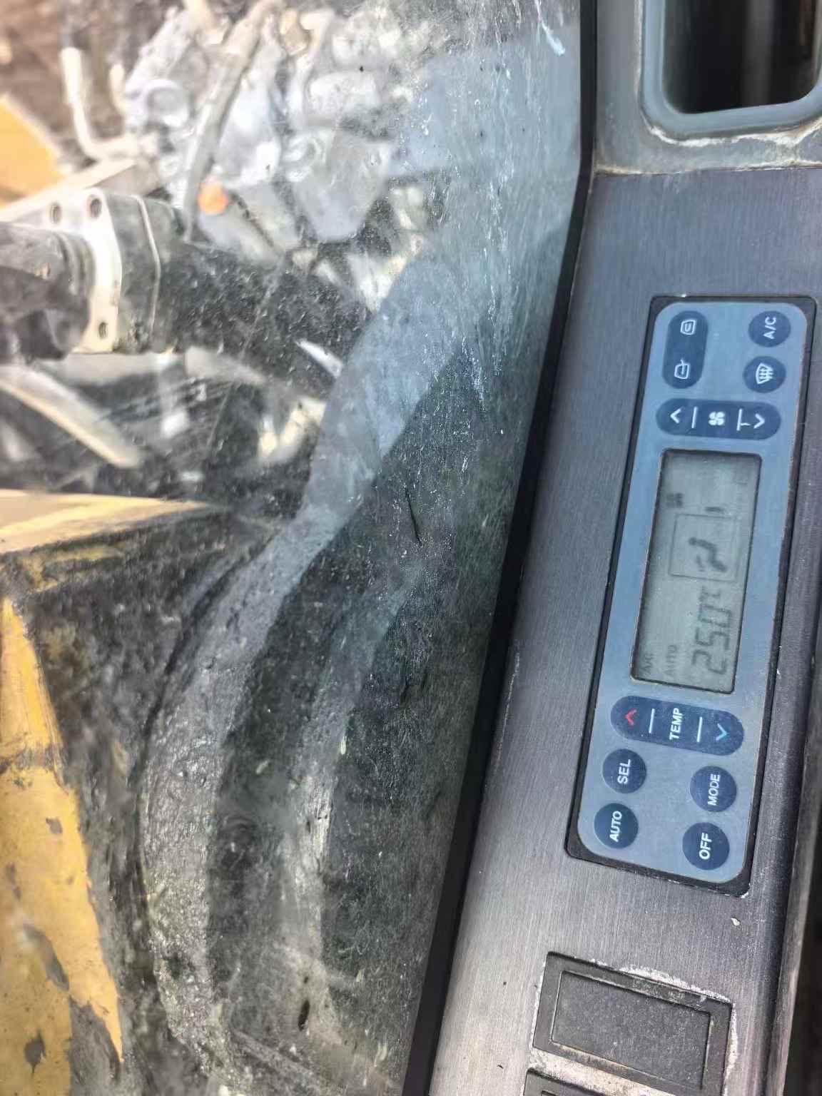 Buy XCMG XE270DK Used Excavator / 9