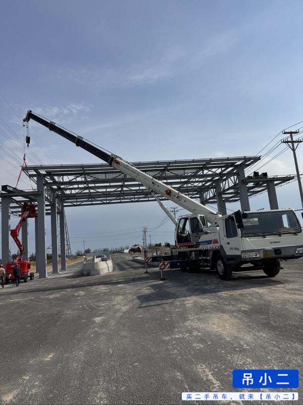 Buy Zoomlion QY25V531 Used Crane