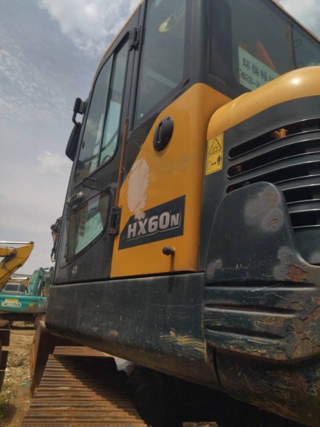 Buy Hyundai HX60N Used Excavator / 7