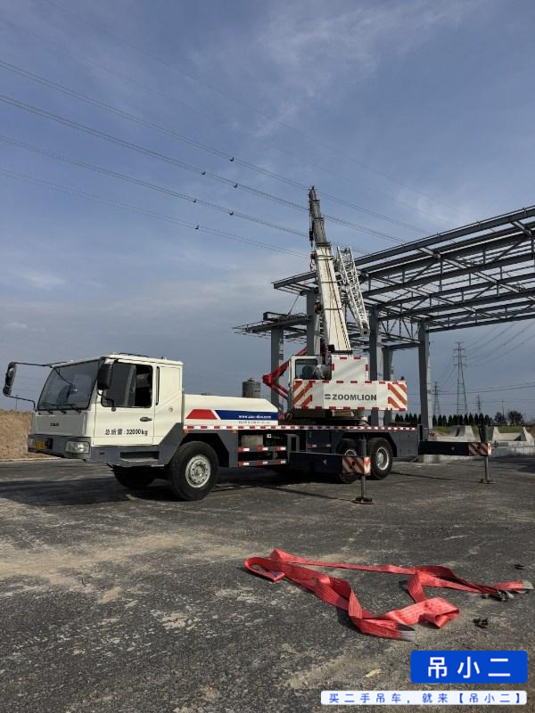 Buy Zoomlion QY25V531 Used Crane / 4