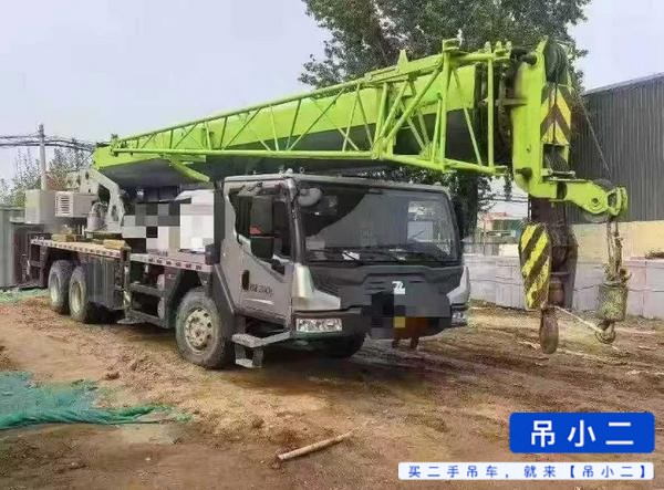 Buy Zoomlion 252V5 Used Crane