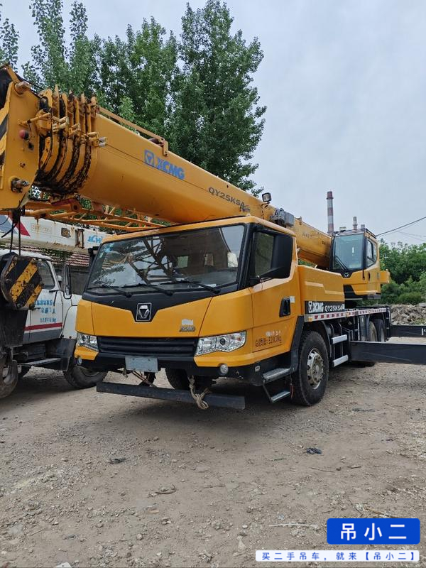 Buy XCMG 25K5A Used Crane / 2