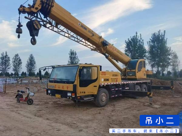 Buy XCMG 25K5 Used Crane / 2
