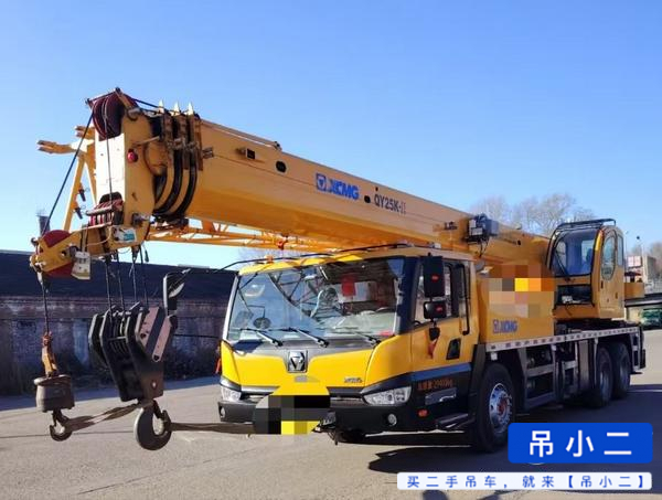 Buy XCMG 25K Used Crane / 2