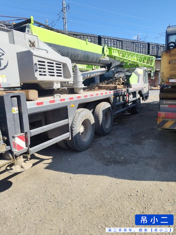 Buy Zoomlion 250A Used Crane / 2