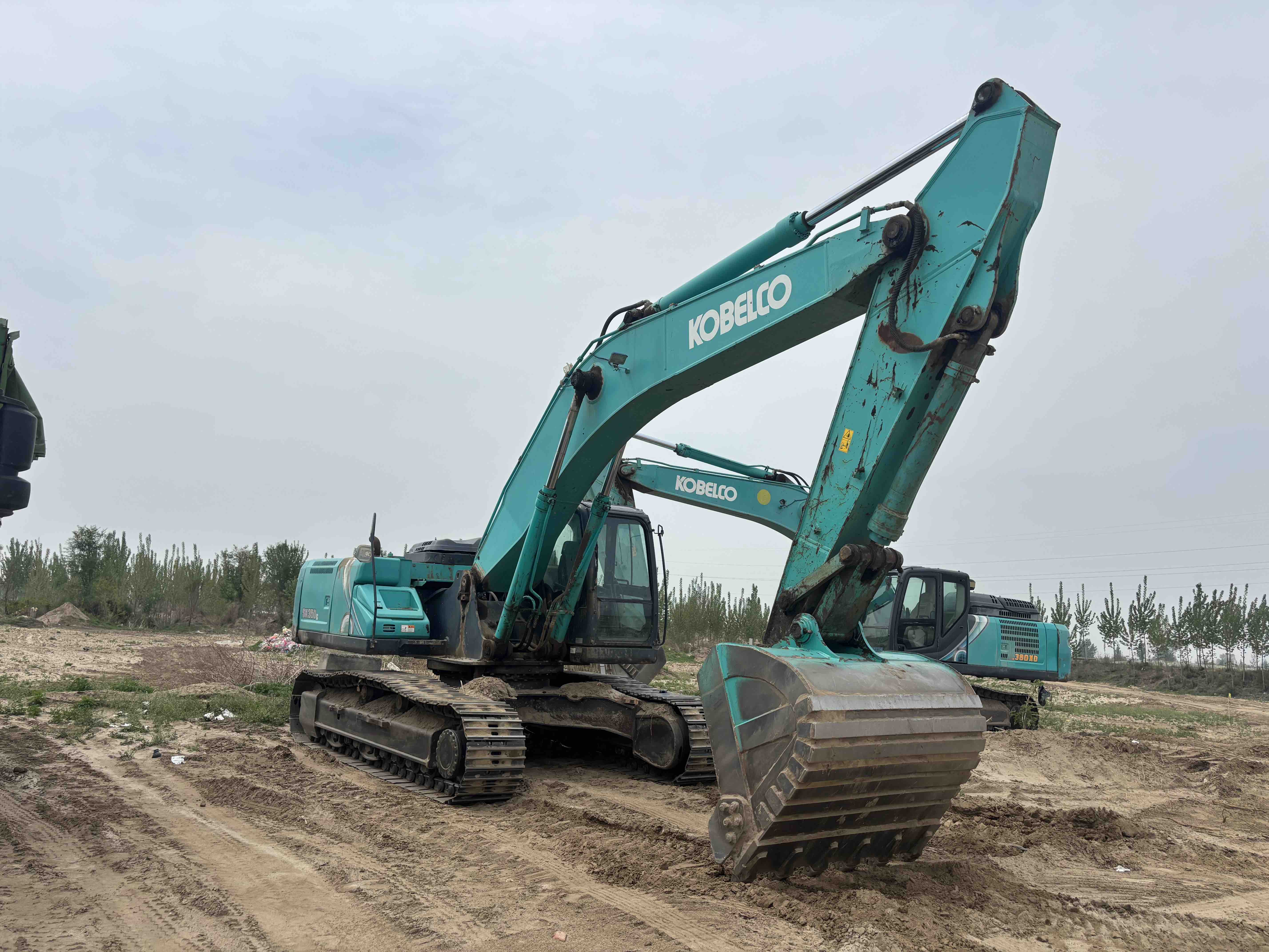 Buy Kobelco 350LC-8 Used Excavator / 2