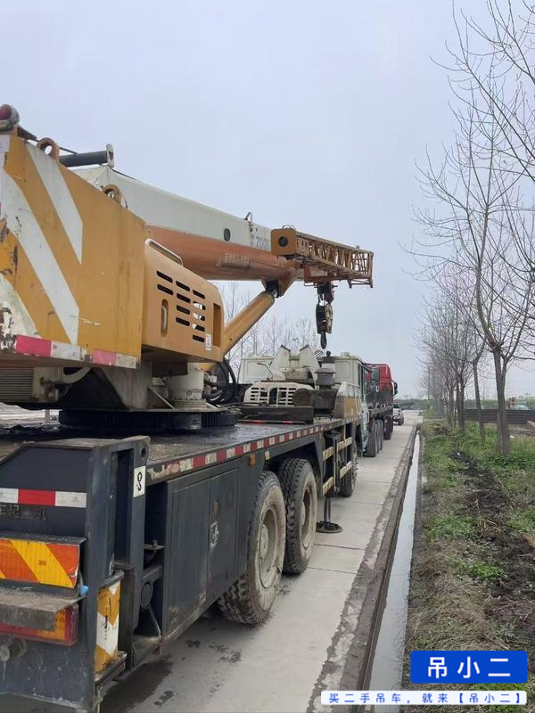 Buy Zoomlion 25V Used Crane / 2