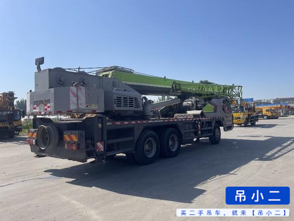 Buy Zoomlion 250A Used Crane / 3