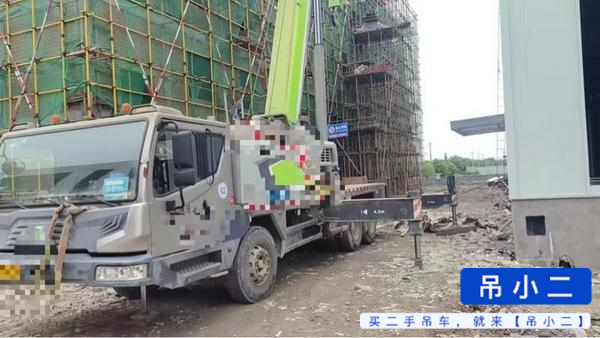 Buy Zoomlion ZTC251VE562 Used Crane / 2