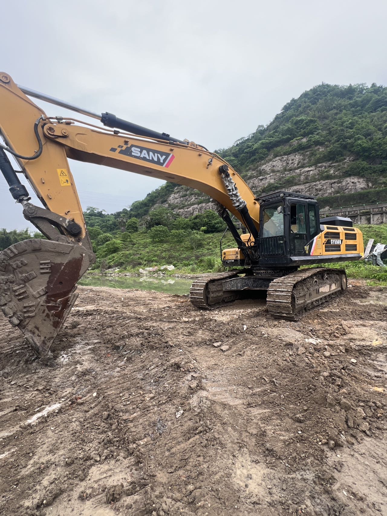 Buy Sany SY550H Used Excavator / 7