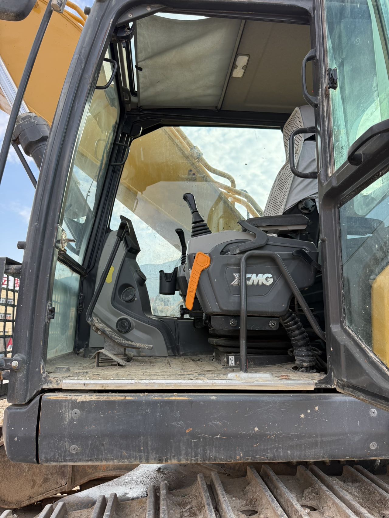 Buy XCMG XE380GK Used Excavator / 13