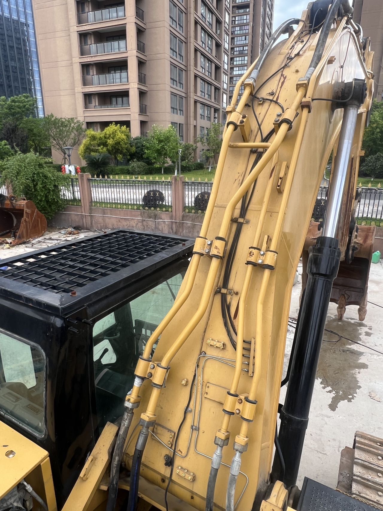 Buy Caterpillar 349D2L Used Excavator / 13