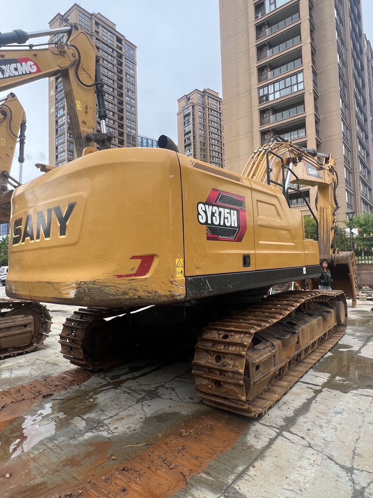 Buy Sany SY375H Used Excavator / 12