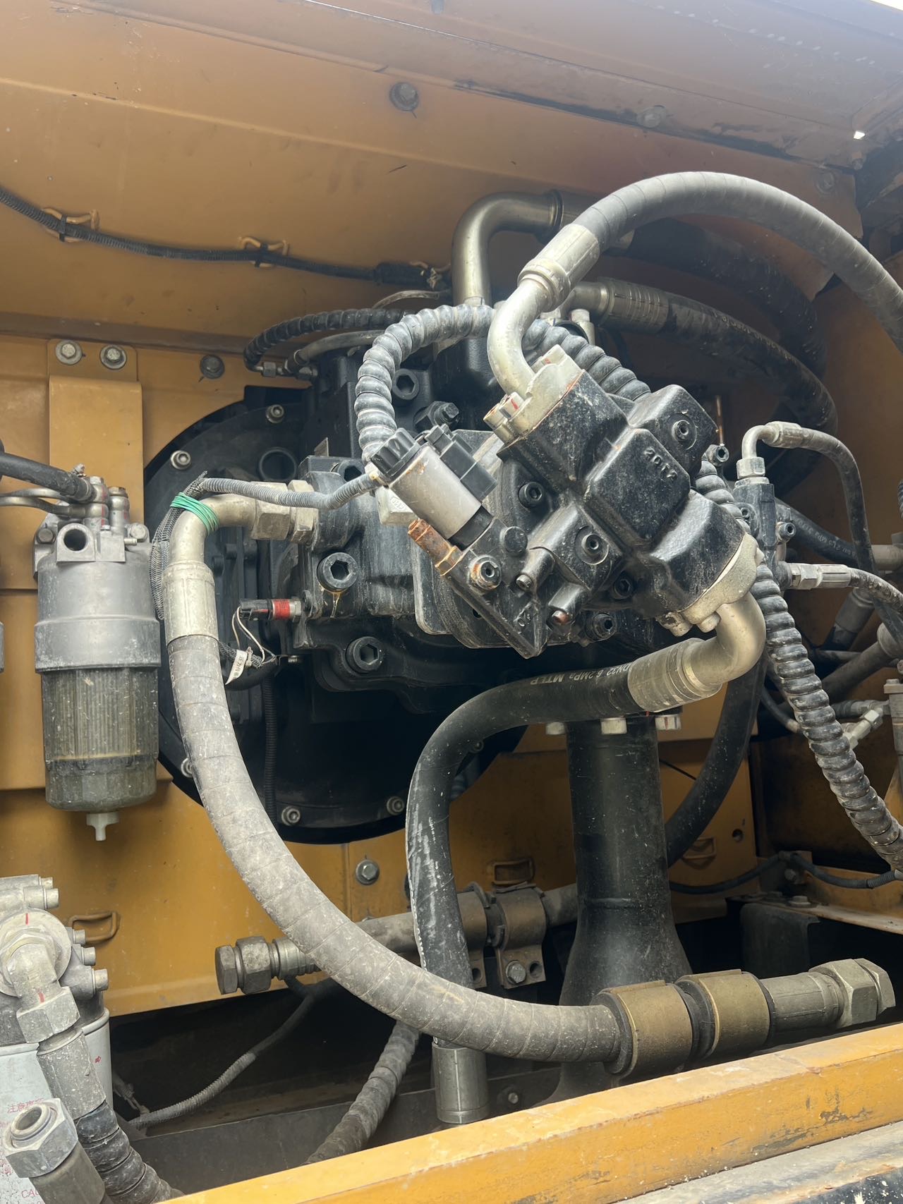 Buy Sany SY550H Used Excavator / 4