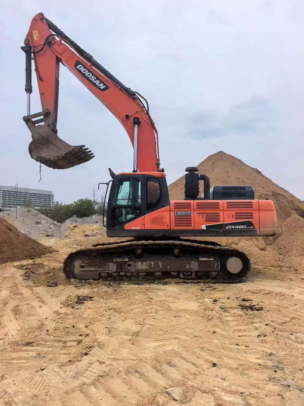 Buy Doosan DH420 Used Excavator / 8