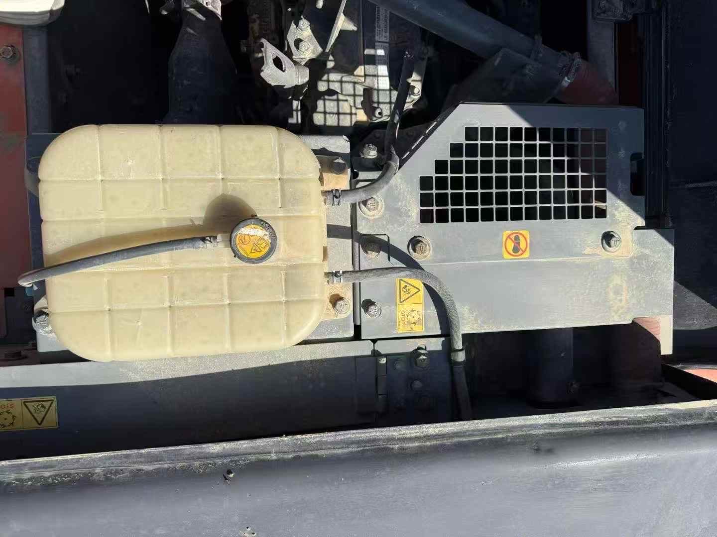 Buy Hitachi ZX240-5A Used Excavator / 4