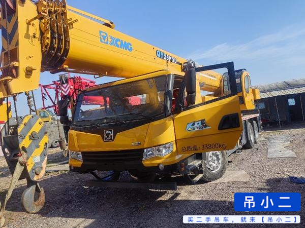 Buy XCMG 25K5D Used Crane / 2